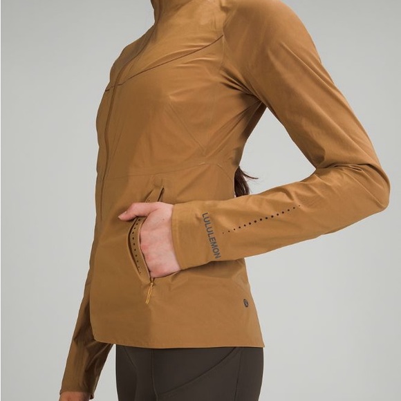 🍋 Lululemon Fast and Free Windbreaker - Picture 3 of 7